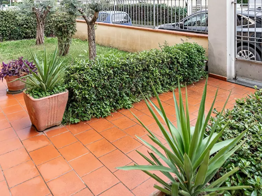 Immagine 37 di Villa in vendita  a Fucecchio