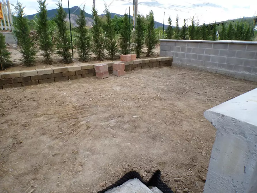 Immagine 48 di Terratetto in vendita  a Cascina