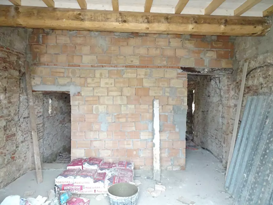 Immagine 21 di Terratetto in vendita  a Cascina