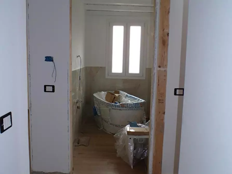 Immagine 46 di Terratetto in vendita  a Cascina