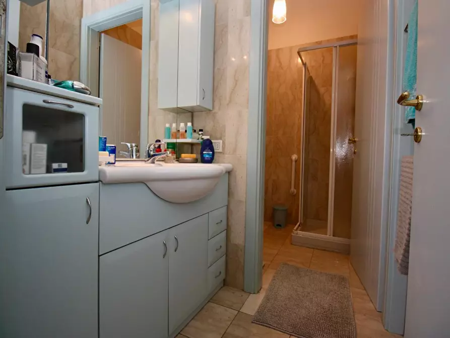 Immagine 23 di Appartamento in vendita  a Pisa