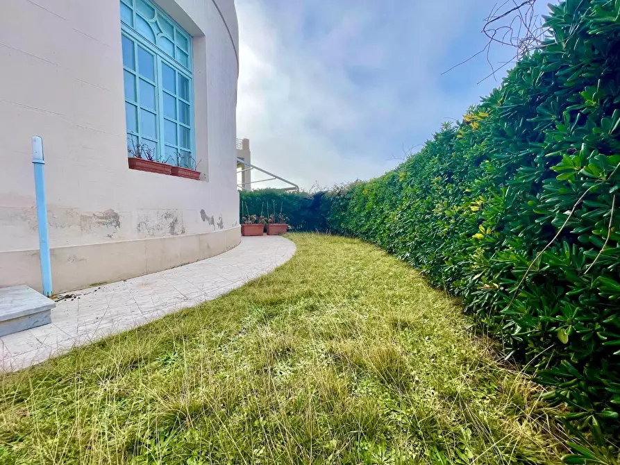 Immagine 26 di Appartamento in vendita  a Pisa