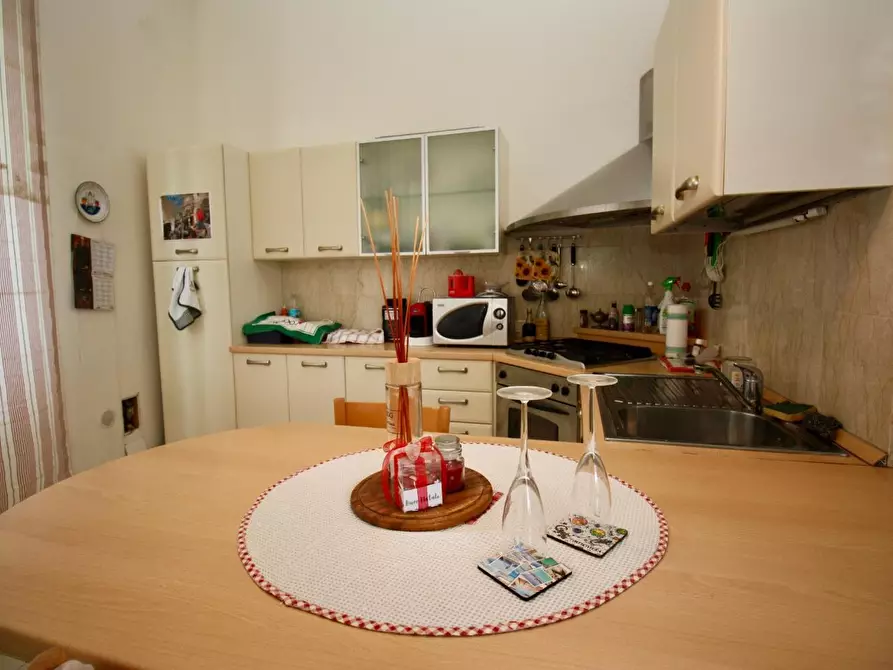 Immagine 4 di Appartamento in vendita  a Pisa