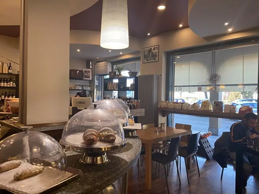 Immagine 3 di Bar / Ristorante in vendita  a Leini