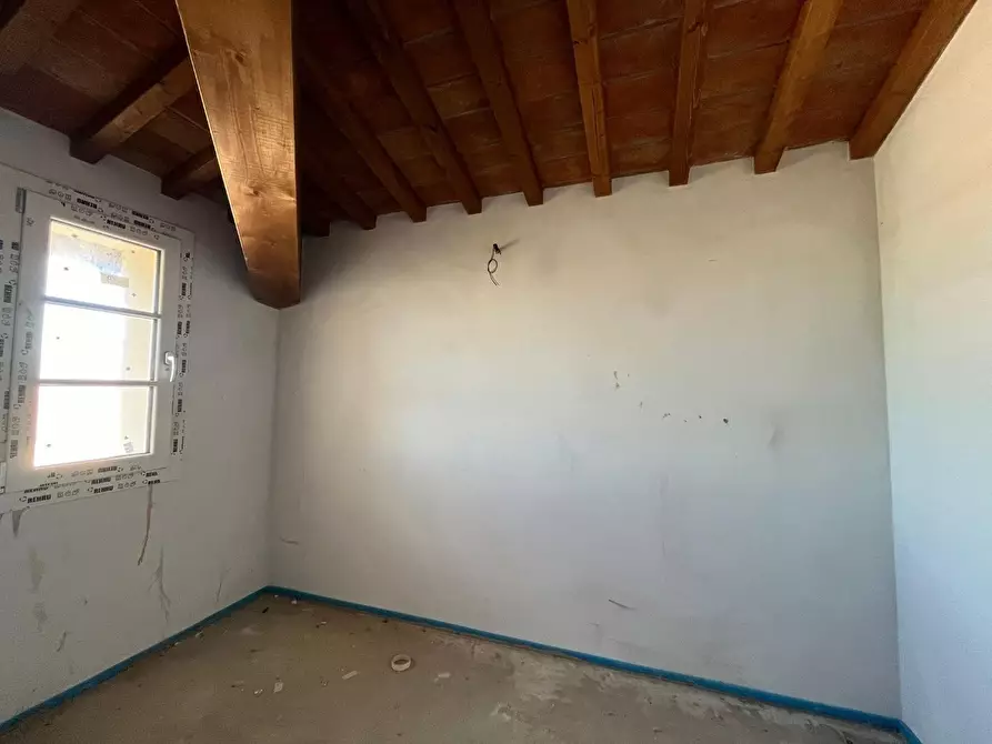 Immagine 12 di Casa bifamiliare in vendita  a Ponsacco