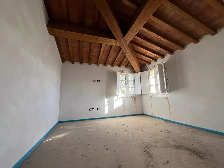 Immagine 18 di Casa bifamiliare in vendita  a Ponsacco