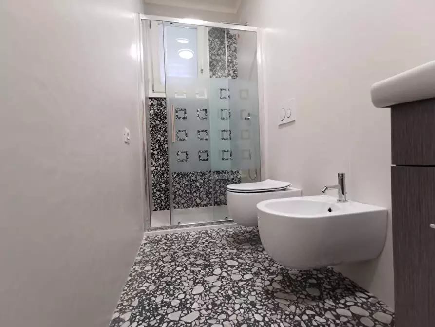 Immagine 18 di Appartamento in vendita  a Empoli