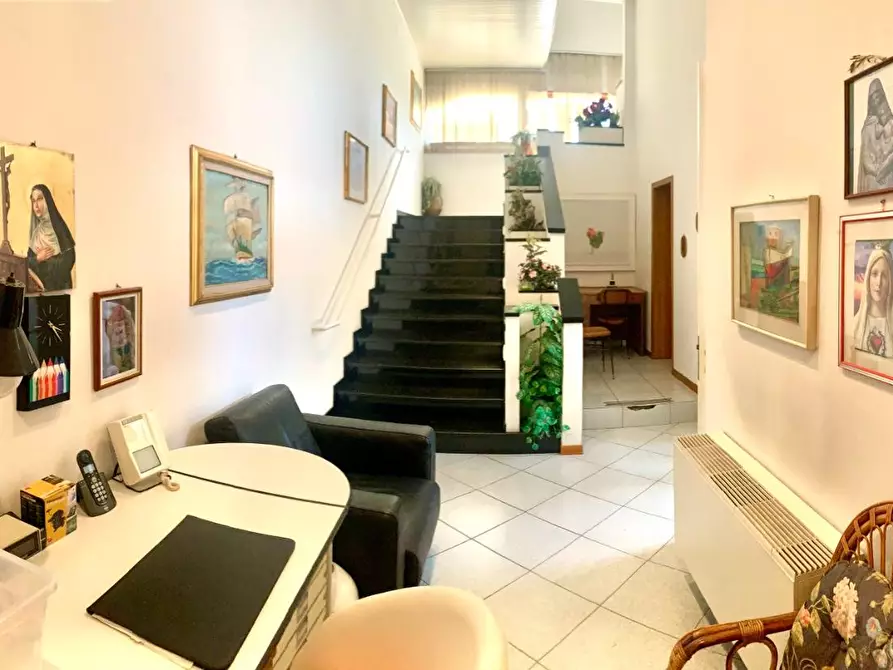 Immagine 1 di Appartamento in vendita  a Montespertoli