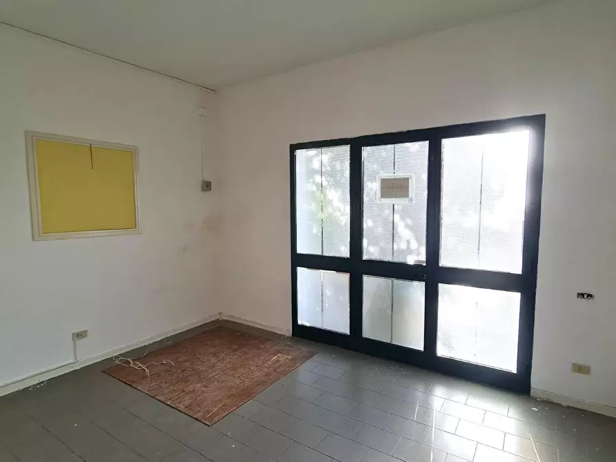 Immagine 2 di Ufficio in affitto  a San Miniato
