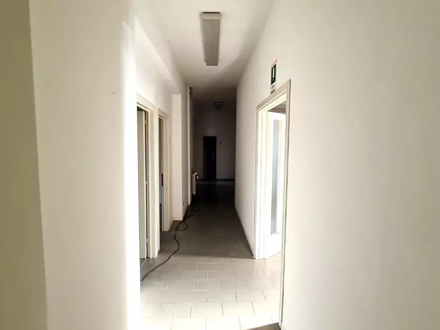 Immagine 1 di Ufficio in affitto  a San Miniato