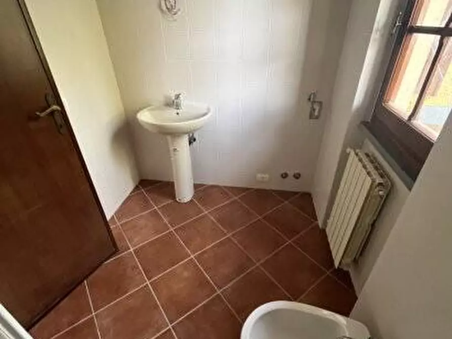 Immagine 16 di Casa bifamiliare in vendita  a Massarosa