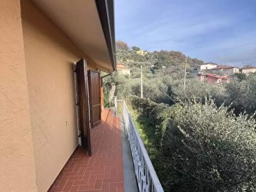 Immagine 14 di Casa bifamiliare in vendita  a Massarosa