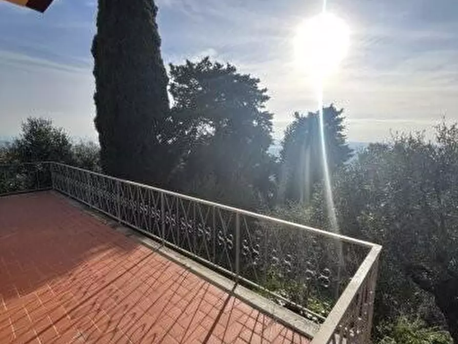 Immagine 21 di Casa bifamiliare in vendita  a Massarosa