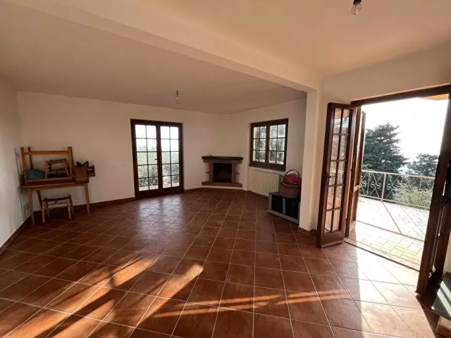 Immagine 23 di Casa bifamiliare in vendita  a Massarosa