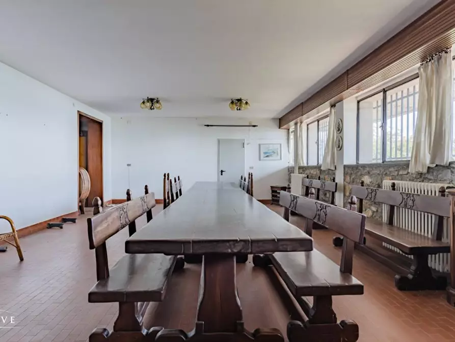 Immagine 8 di Villa in vendita  a La Spezia