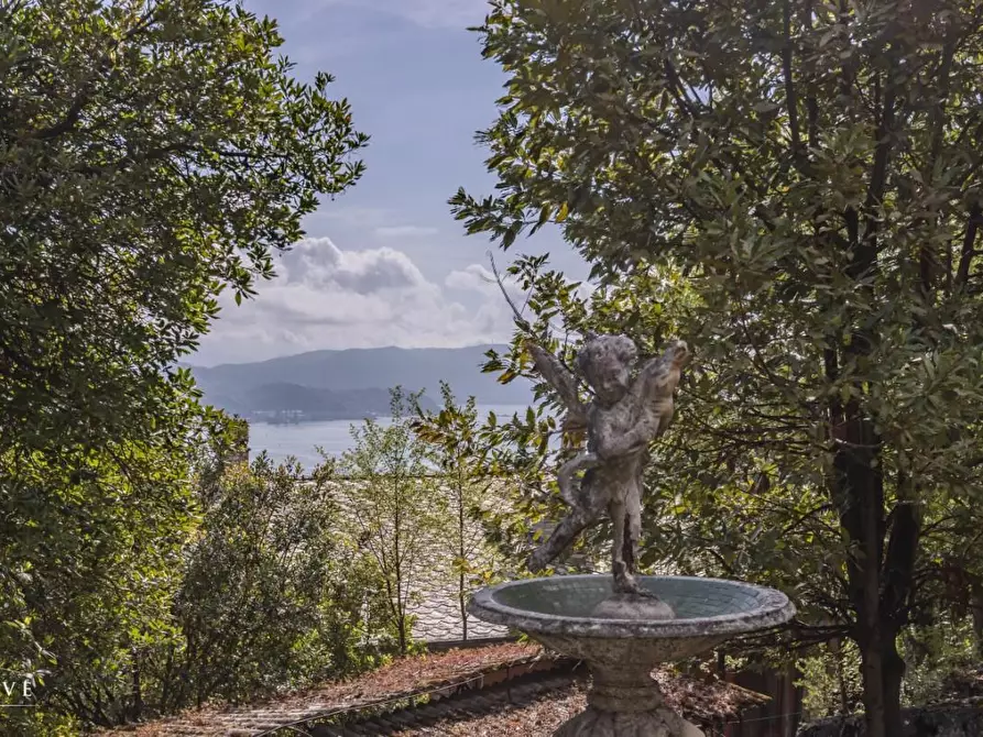 Immagine 16 di Villa in vendita  a La Spezia