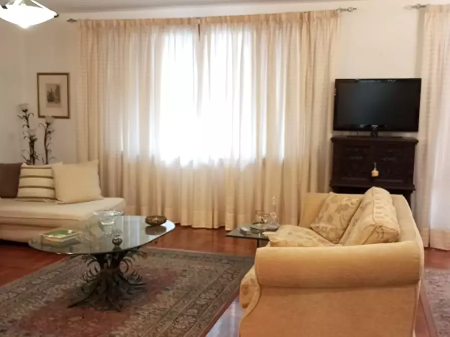 Immagine 21 di Appartamento in vendita  a Santa Croce Sull'arno