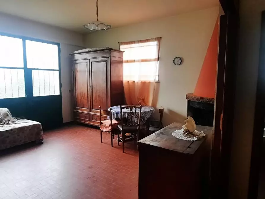 Immagine 7 di Casa indipendente in vendita  a Santa Maria A Monte