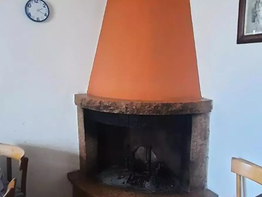 Immagine 2 di Casa indipendente in vendita  a Santa Maria A Monte