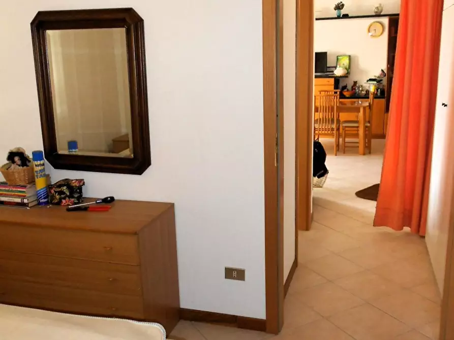 Immagine 15 di Appartamento in vendita  a Carrara