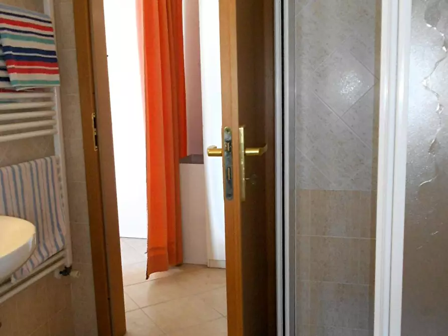 Immagine 16 di Appartamento in vendita  a Carrara