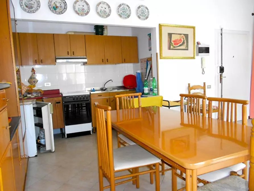 Immagine 7 di Appartamento in vendita  a Carrara