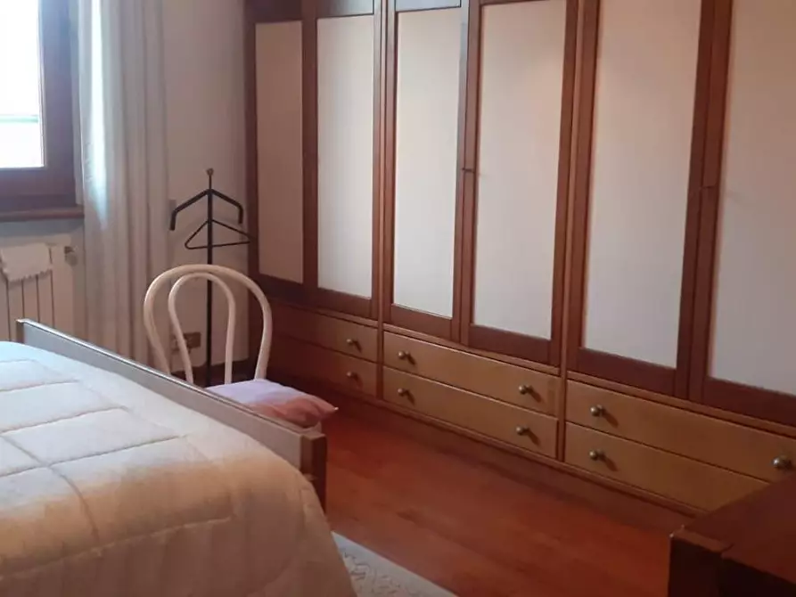 Immagine 17 di Casa indipendente in vendita  a Massa