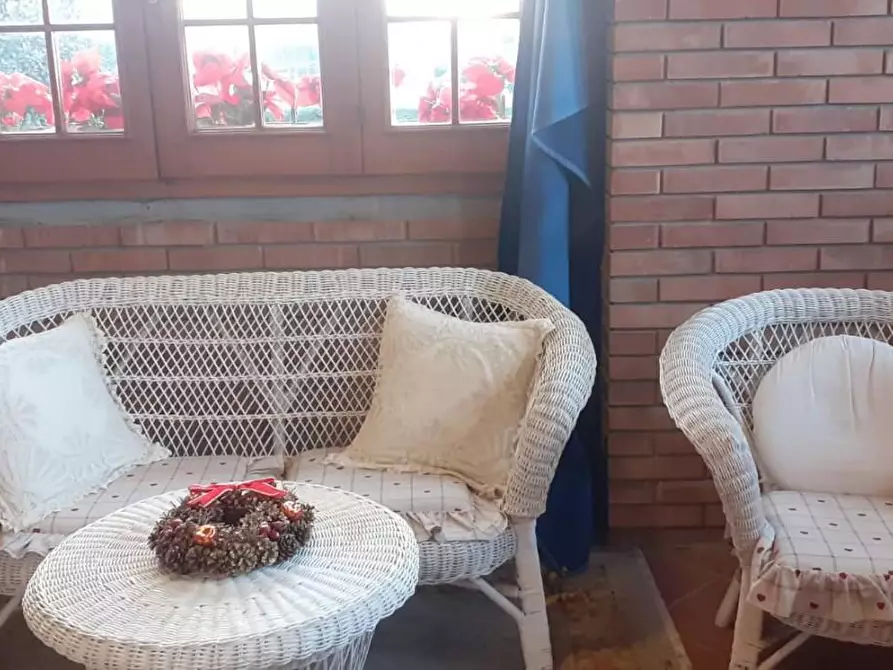 Immagine 11 di Casa indipendente in vendita  a Massa