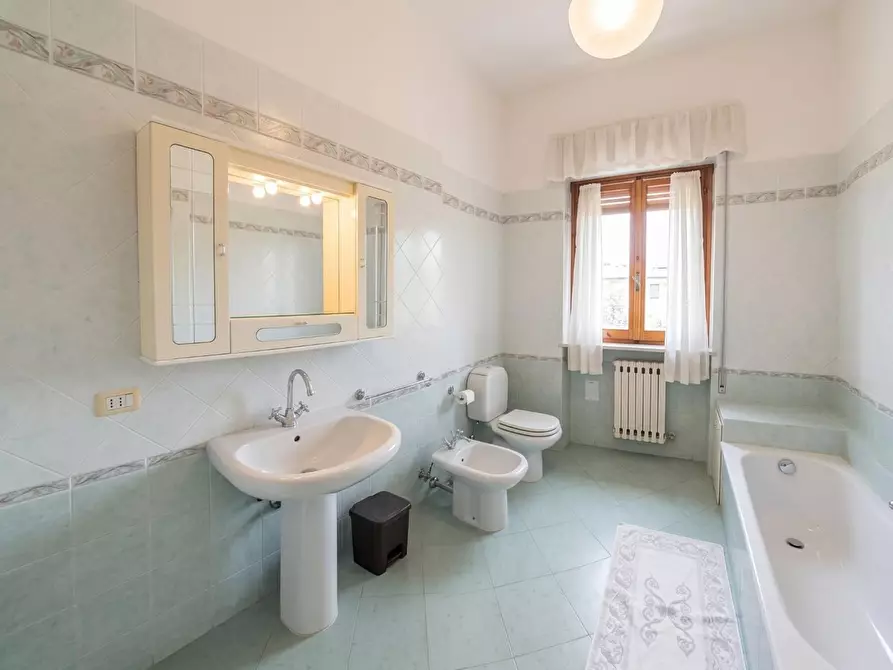 Immagine 19 di Villa in vendita  a Forte Dei Marmi