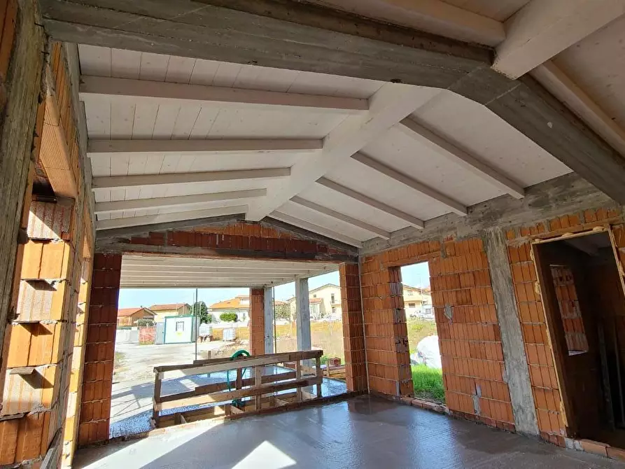 Immagine 8 di Villa in vendita  a Pietrasanta