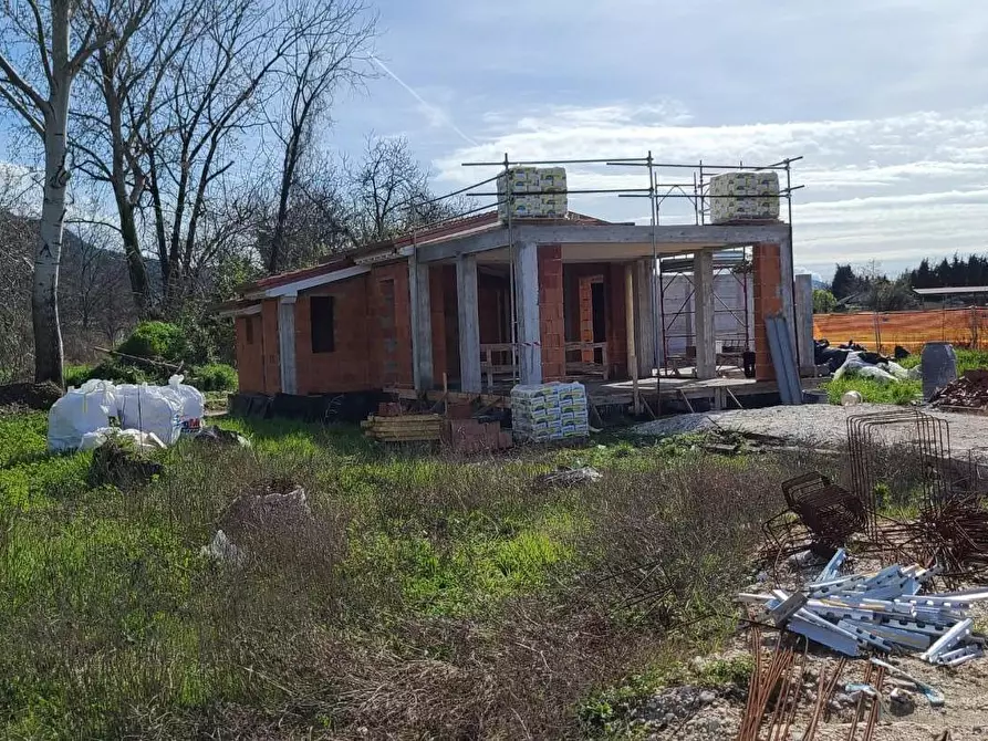 Immagine 14 di Villa in vendita  a Pietrasanta