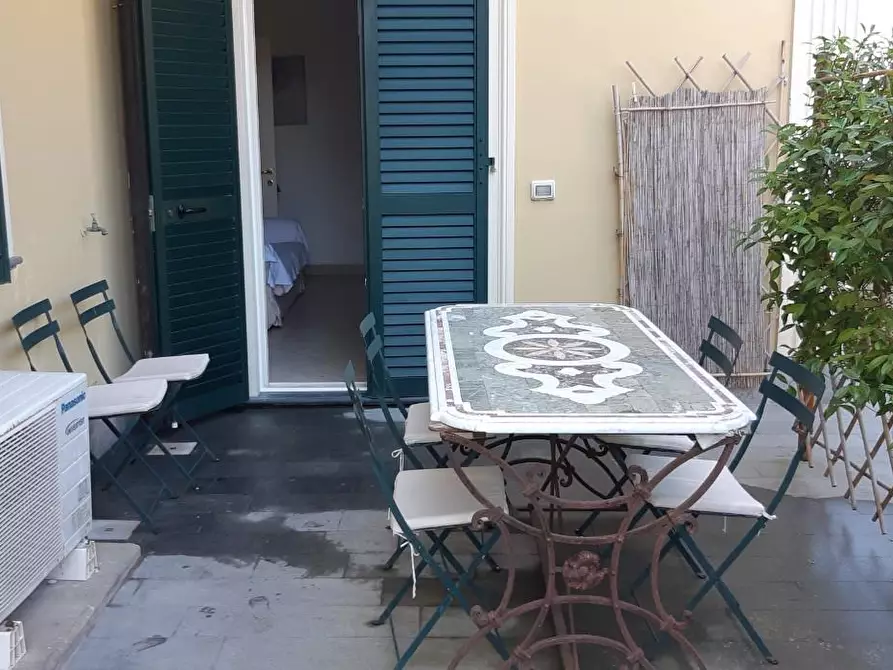 Immagine 8 di Appartamento in vendita  a Pietrasanta