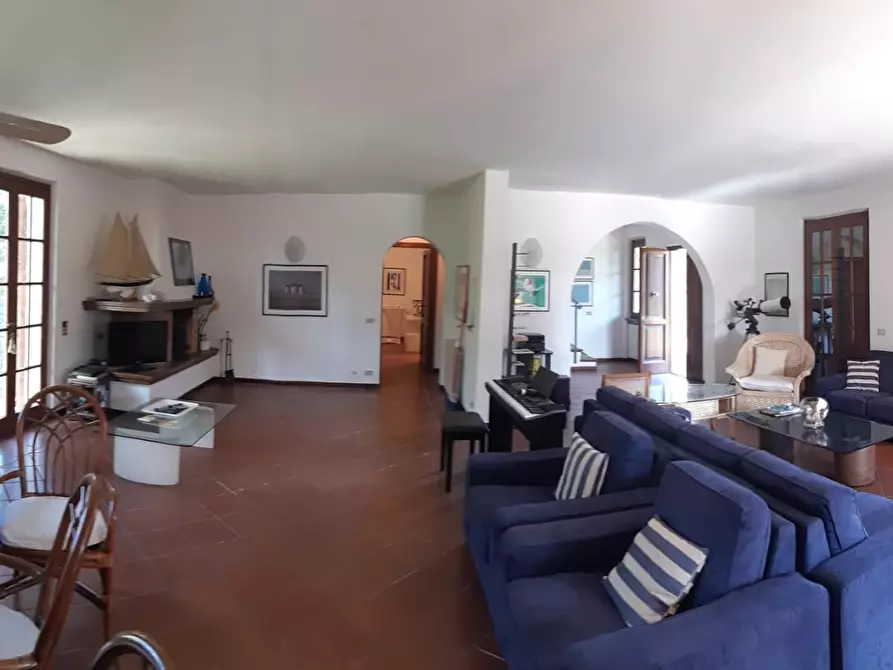 Immagine 13 di Villa in affitto  a Forte Dei Marmi