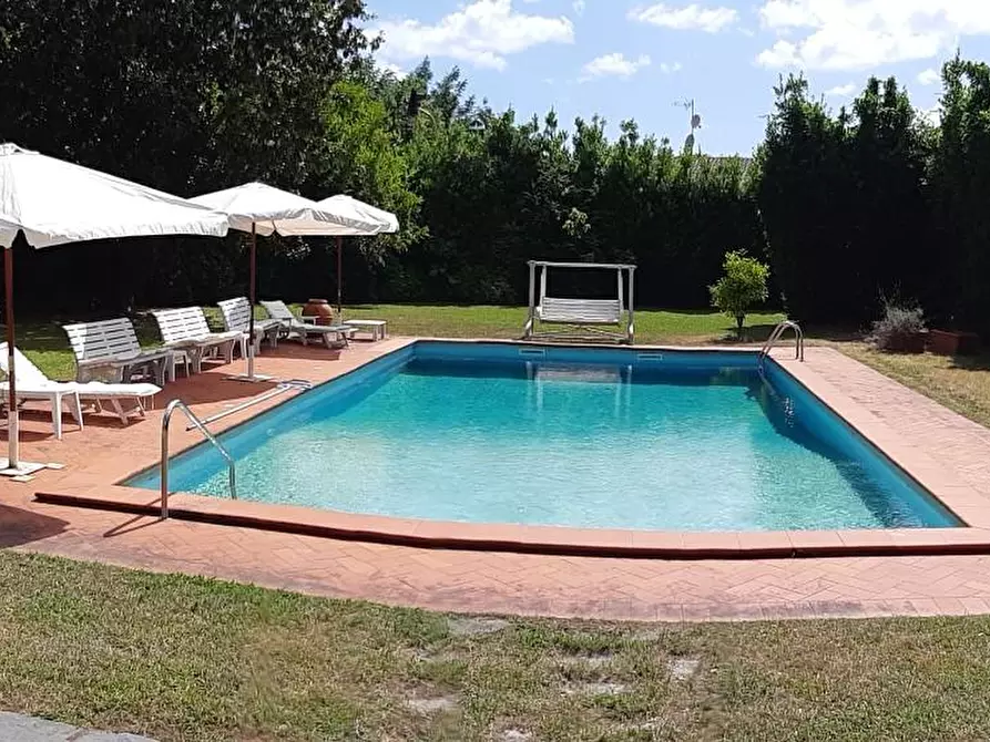 Immagine 9 di Villa in affitto  a Forte Dei Marmi