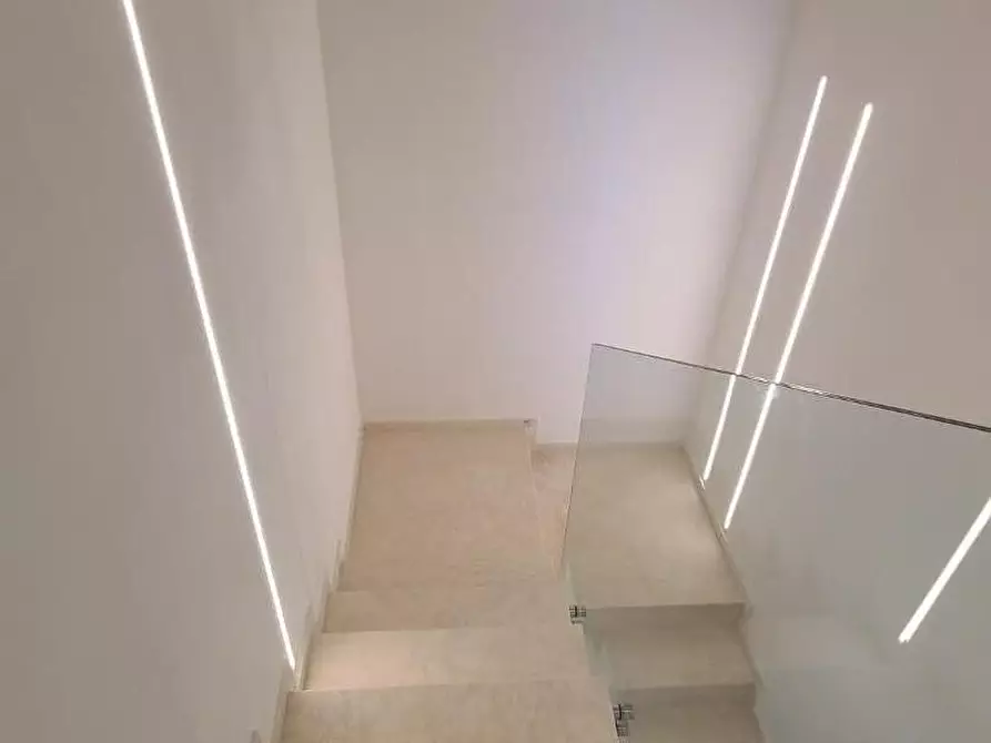 Immagine 61 di Villa in affitto  a Pietrasanta