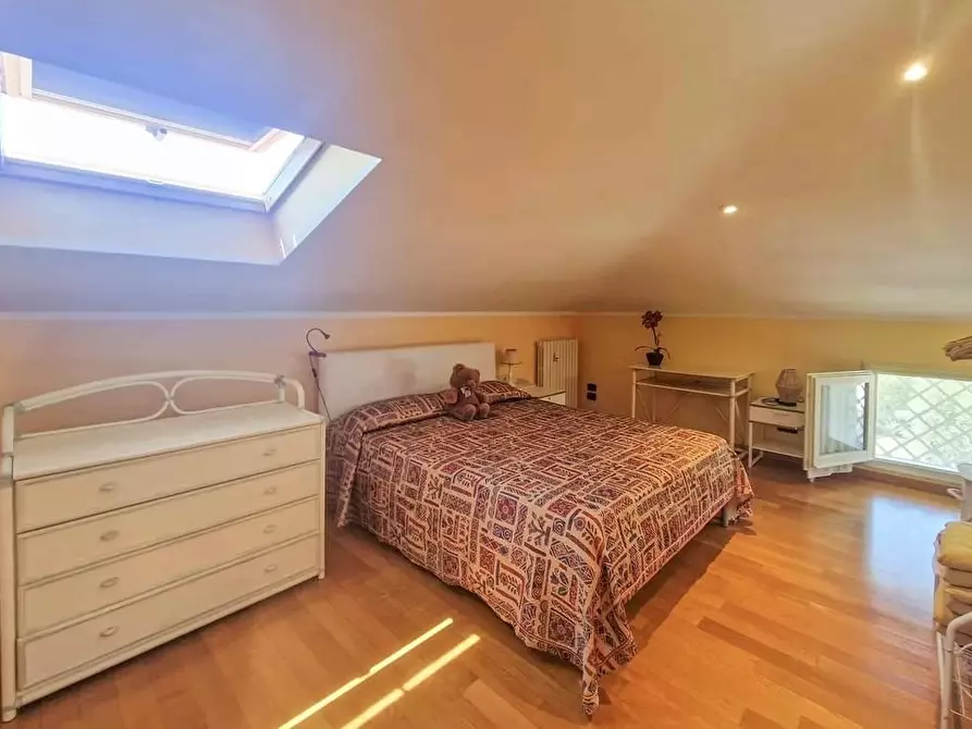 Immagine 32 di Casa bifamiliare in affitto  a Pietrasanta