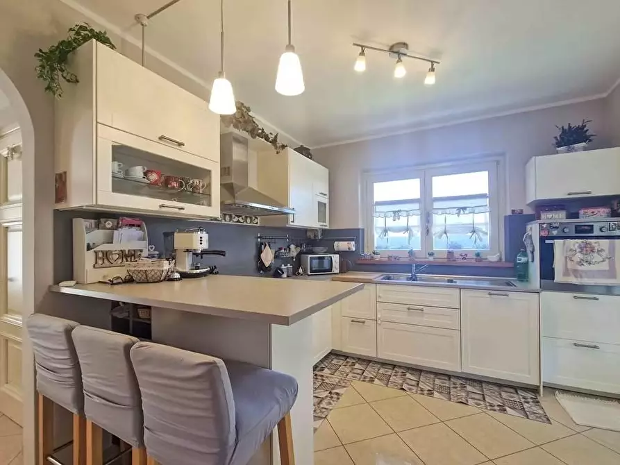 Immagine 23 di Casa bifamiliare in affitto  a Pietrasanta