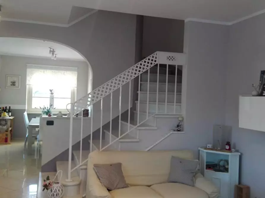 Immagine 15 di Casa bifamiliare in affitto  a Pietrasanta