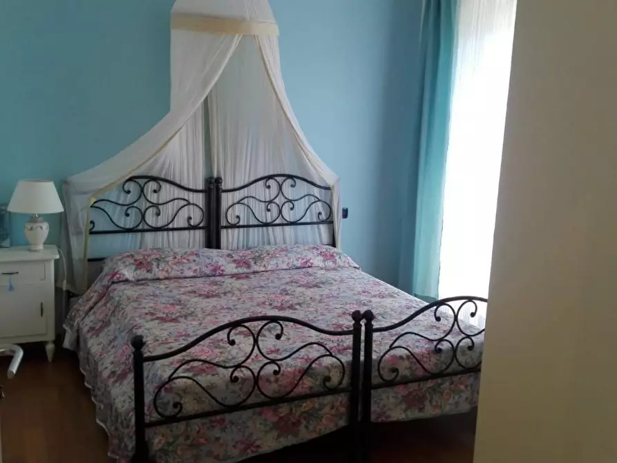 Immagine 24 di Casa bifamiliare in affitto  a Pietrasanta