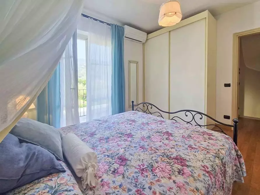 Immagine 26 di Casa bifamiliare in affitto  a Pietrasanta