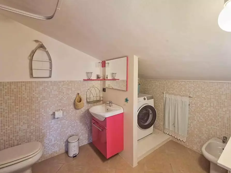 Immagine 40 di Casa bifamiliare in affitto  a Pietrasanta