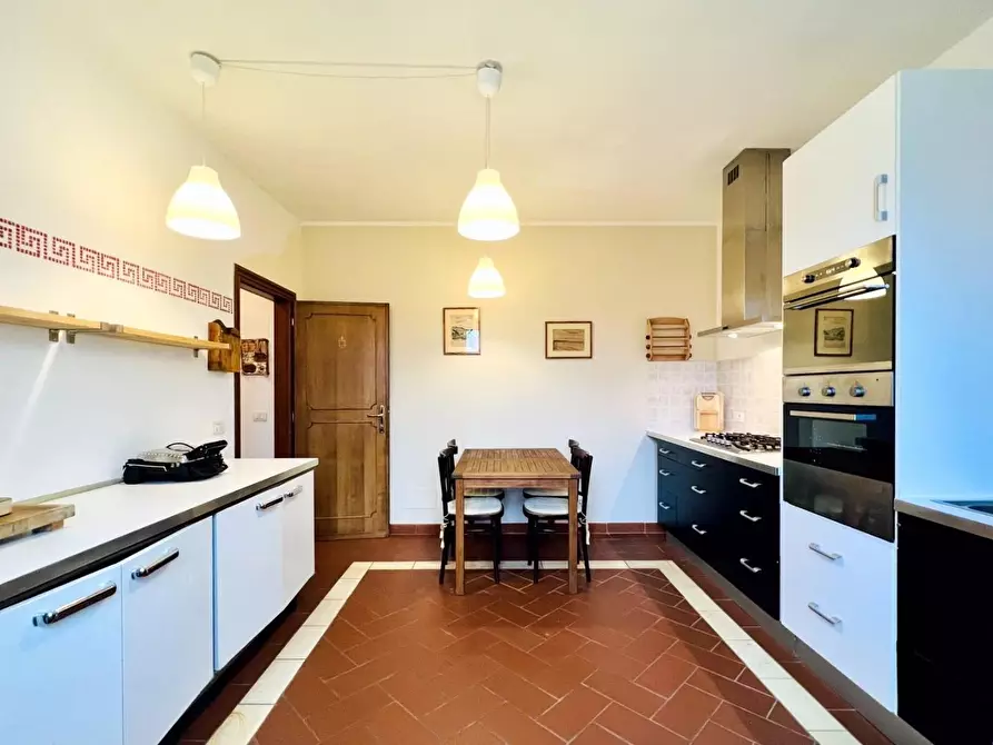 Immagine 29 di Villa in affitto  a Forte Dei Marmi