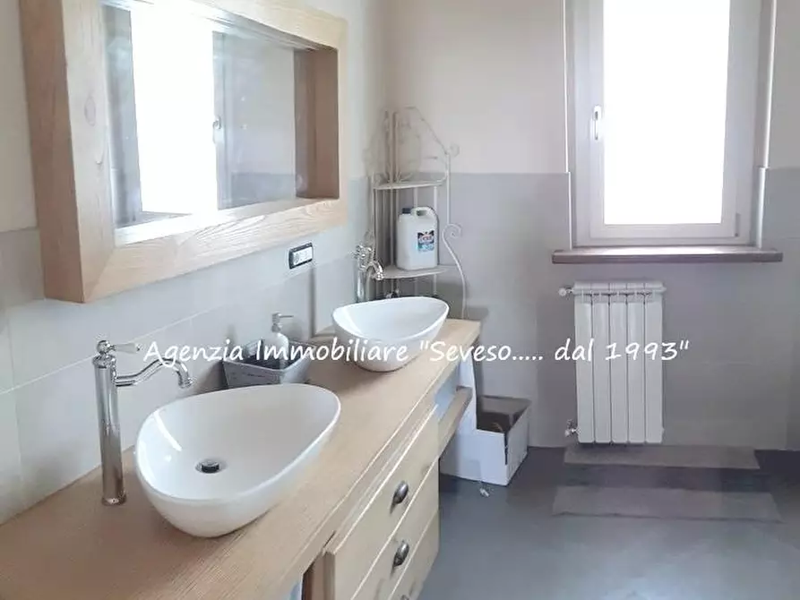 Immagine 47 di Villa in affitto  a Seravezza