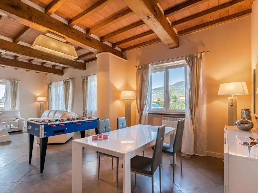 Immagine 27 di Villa in affitto  a Seravezza