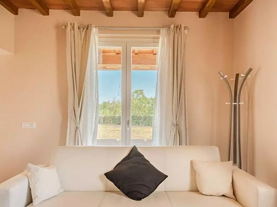 Immagine 26 di Villa in affitto  a Seravezza