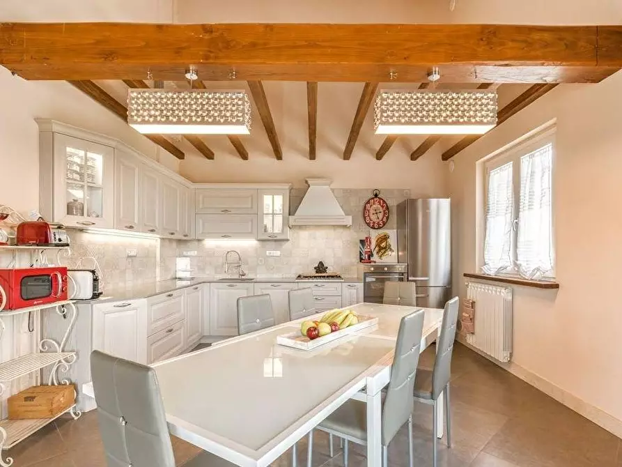 Immagine 24 di Villa in affitto  a Seravezza