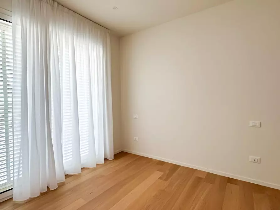 Immagine 14 di Villa in vendita  a Pietrasanta