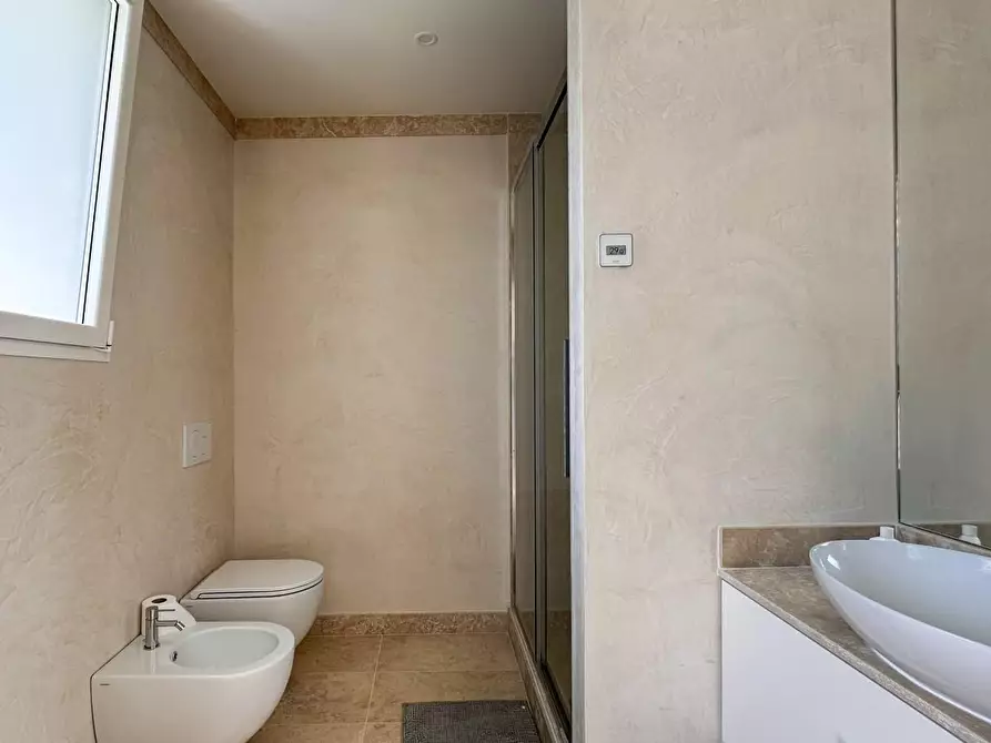 Immagine 19 di Villa in vendita  a Pietrasanta