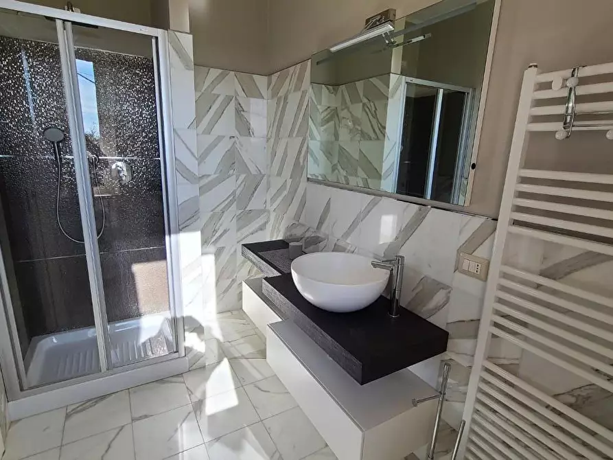 Immagine 35 di Villa in affitto  a Seravezza