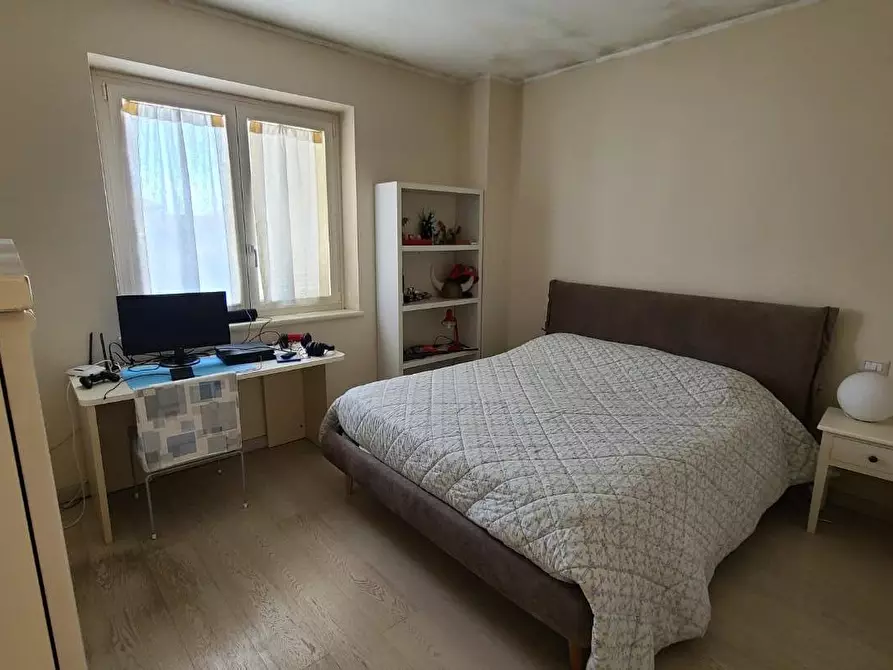 Immagine 25 di Villa in affitto  a Seravezza